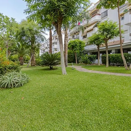 3bdr 2 Bath With Parking In The Location Apartment Benalmadena
