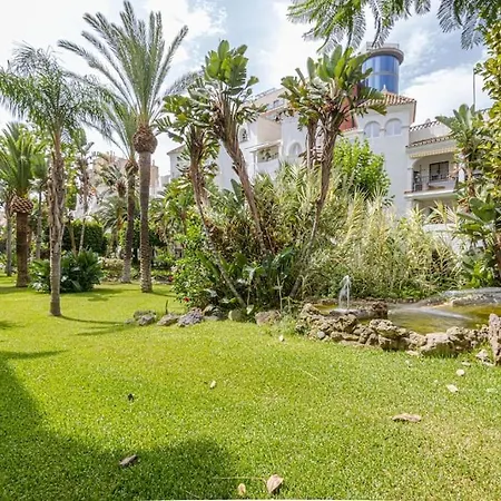 3bdr 2 Bath With Parking In The Location