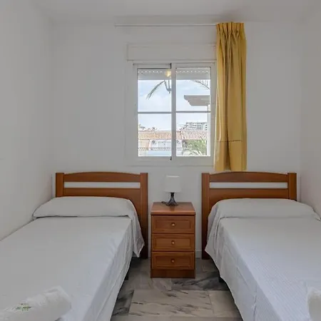 3bdr 2 Bath With Parking In The Location Apartment Benalmadena