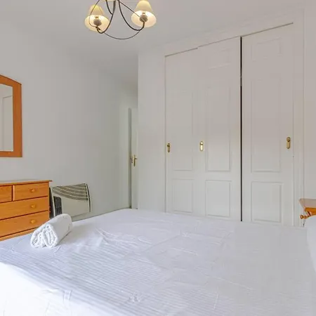 Apartment 3bdr 2 Bath With Parking In The Location Benalmadena