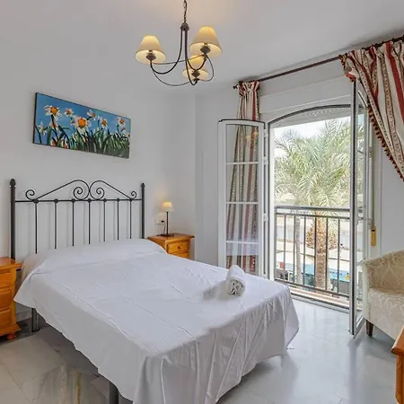 3bdr 2 Bath With Parking In The Location Apartment Benalmadena