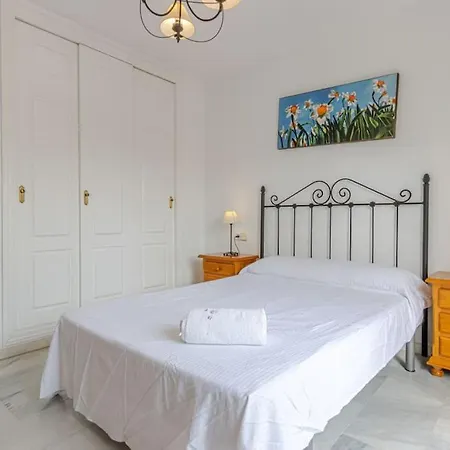 3bdr 2 Bath With Parking In The Location Apartment Benalmadena